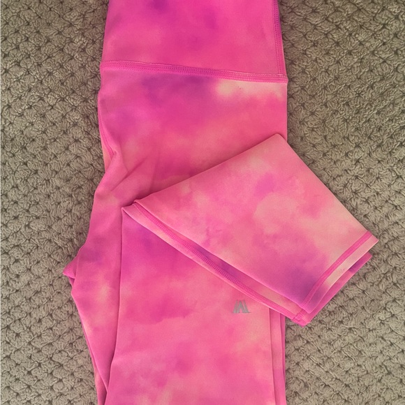 IVL Pink Tie Dye Athletic Workout Leggings Size 4 in Great Condition - Picture 4 of 9